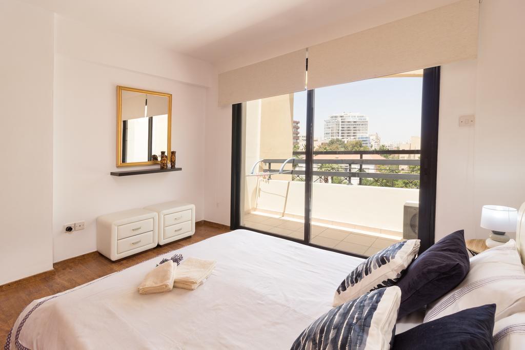 Mama Seaside Apartment Larnaca Luaran gambar