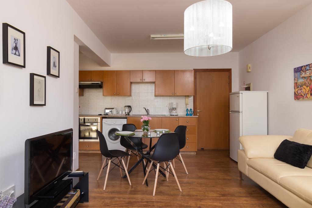 Mama Seaside Apartment Larnaca Luaran gambar