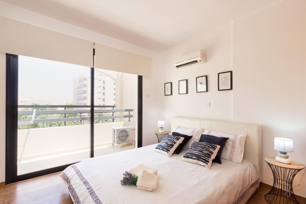 Mama Seaside Apartment Larnaca Luaran gambar